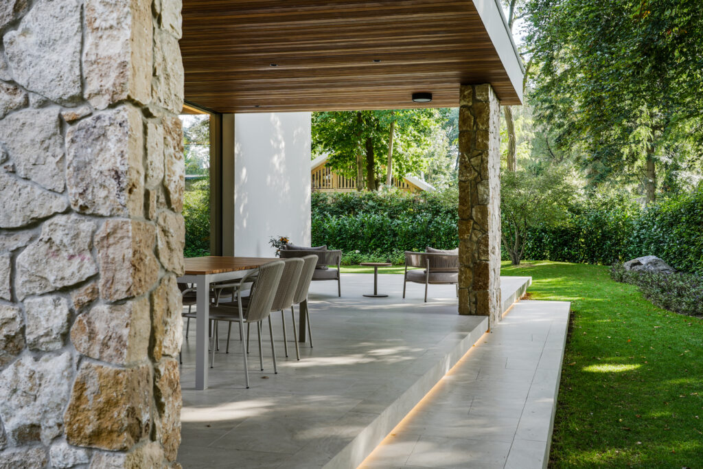 Gevelsteen, gevelstenen, natuurstenen gevelstenen, natuursteen gevelbekleding, steenstrips, metselstenen, NG Bouwen met Natuursteen