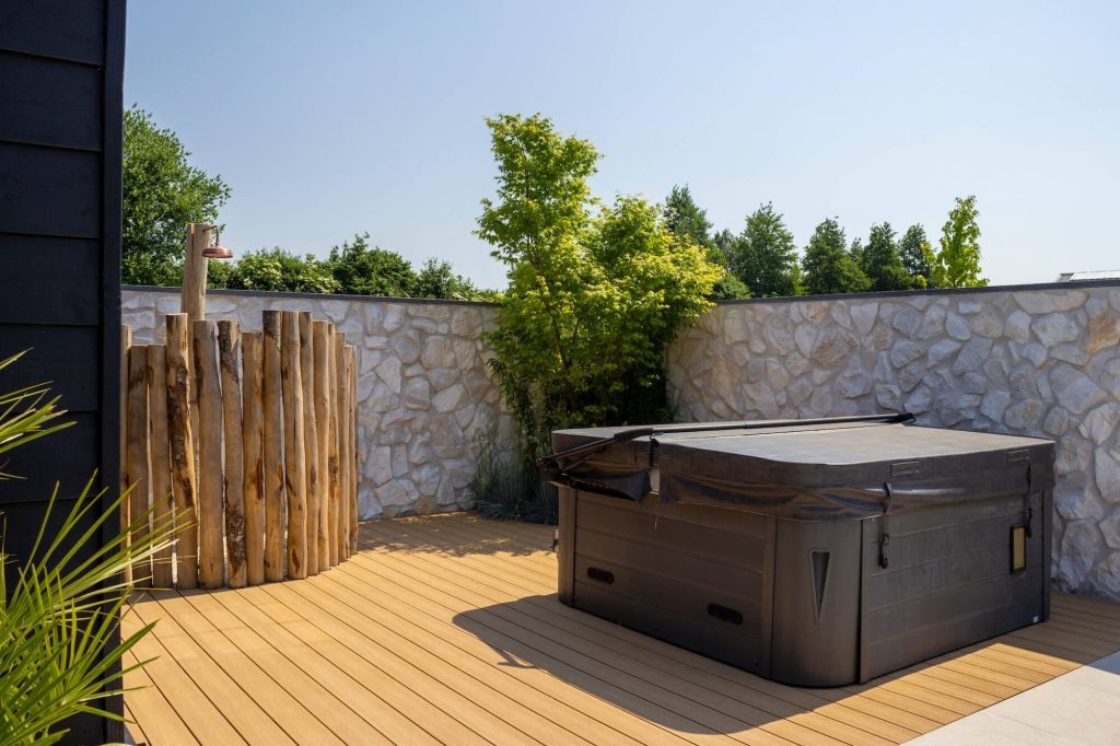 Wat is natuursteen, marmer, flagstones, travertin, gevelstenen, travertin natuursteen, langformaat gevelstenen, NG Bouwen met Natuursteen