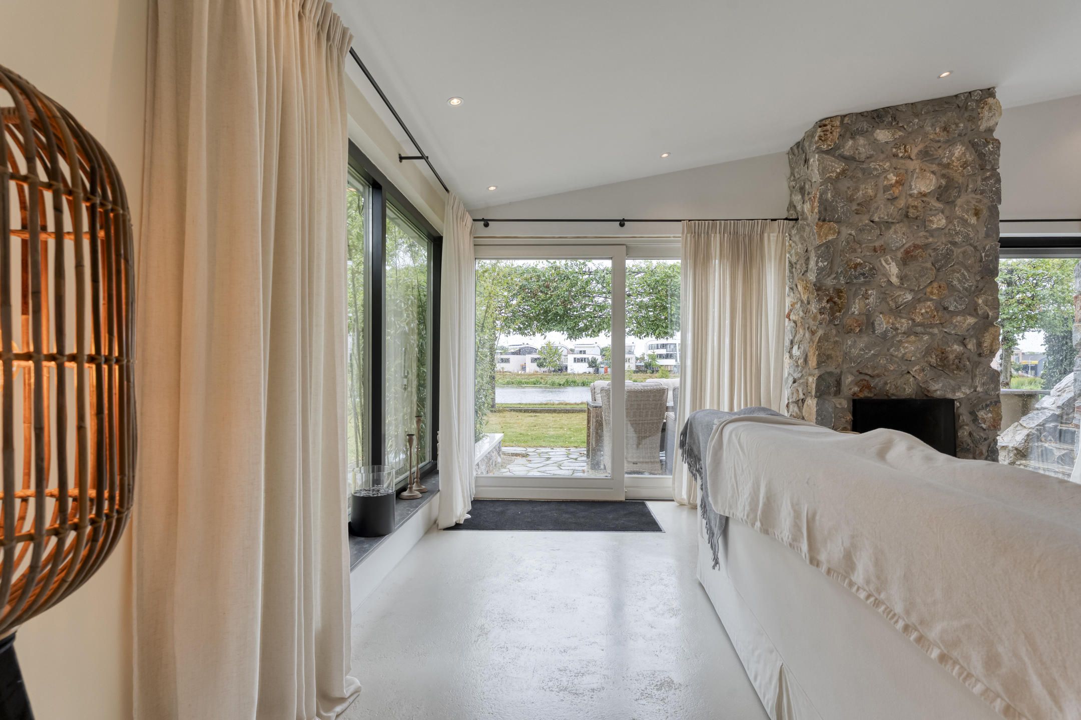 Natuursteen, natuursteenstrips, steenstrips, rocks, bungalow, gevelbekleding, NG Bouwen met Natuursteen