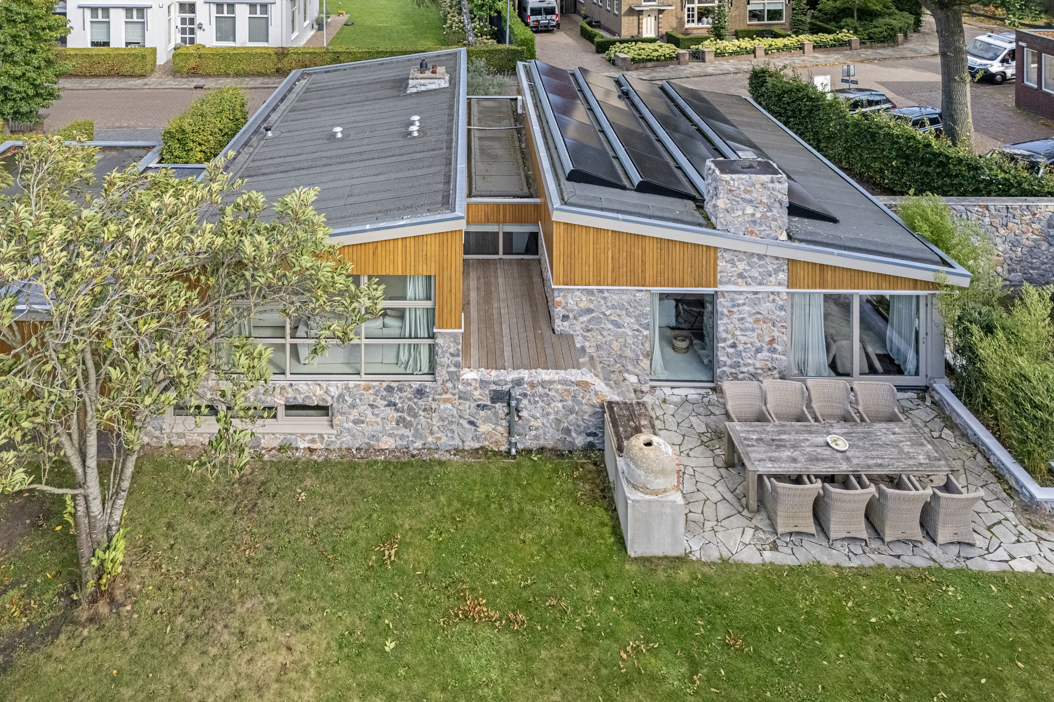 Natuursteen, natuursteenstrips, steenstrips, rocks, bungalow, gevelbekleding, NG Bouwen met Natuursteen